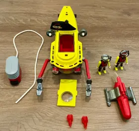 4909 Playmobil Deep Sea Submarine With Underwater Motor Set