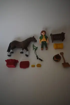 5108 Playmobil Country Shire Horse Groomer Stable Ranch Western / Near Complete