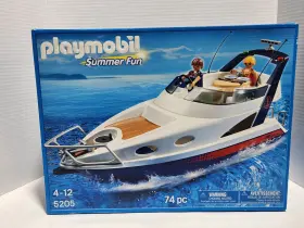 5205 Playmobil Luxury Yacht Summer Fun Luggage Food Pot Pan Dinnerware New 2013