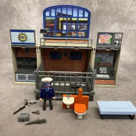 5421 Playmobil City Life My Secret Police Station- Incomplete-see Pictures