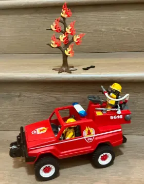 5616 Playmobil Vintage Forest Fire Terrain Truck Hose And Figures