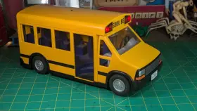 122122 Playmobil 5680 School Bus