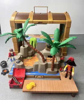 5737 Playmobil - Vintage Pirates Chest Portable Travel Set Not Complete