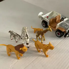 4081 Playmobil 5759 Safari Jeep And Animals Giraffe Lions Zebra