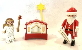 5875 Playmobil Santa Angel And Organ Complete No Box