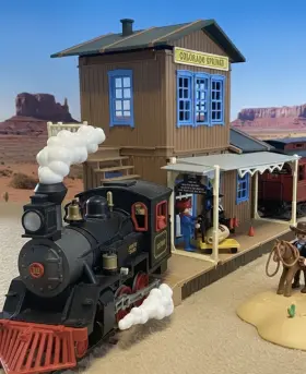 3770 Playmobil 6462 Vintage Colorado Springs Western Train Station 3770- Mint
