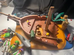 6481 Playmobil Pirates Shipwreck With Cannon Not Complete Rare