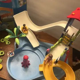 6669 Playmobil Water Park/swimming Pool Playset Mostly Intact