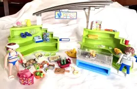 6672 Playmobil Playmobile Summer Fun Splish Splash Cafe Playset Incomplete 60 Pcs