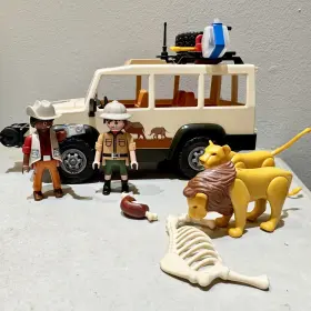 6798 Playmobil Wild Life Africa Safari Off-road Vehicle Suv W Lions People Euc