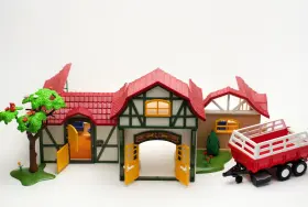 6926 Playmobil Horse Farm Building Set Made In Germany