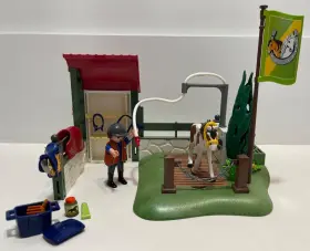 6929 Playmobil Country #6929 Horse Grooming Station -almost Complete