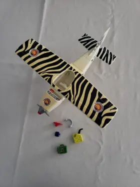 6938 Playmobil Wildlife Safari Plane Plus Accesories