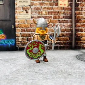 70069 Playmobil Viking Charlie Movie Figure Series 1 Axe Vikings Round Shield