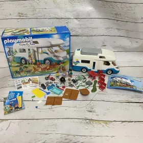 70088 Playmobil Family Fun And Camper Rv Ages 4-10 Complete