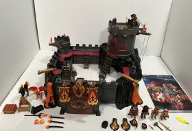 70221 Playmobil Knights Of Novelmore Burnham Raiders Castle Excellent Condition