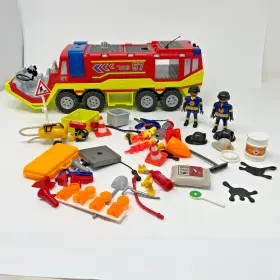 70557 Playmobil City Action Fire Engine Figures And Accessories Lot Bundle