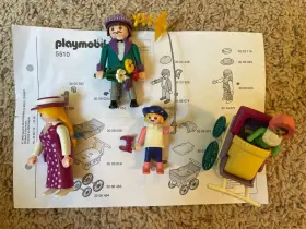 708000006gbhs-01 Playmobil #5510 Victorian Family