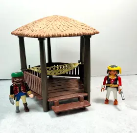 4626 Playmobil 7298 Vintage Beach Hut With Special Pirates 4614 And