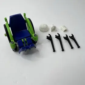 7600 Playmobil #7600 Wheelchair With Casts And Crutches Rescue Medical Accessories
