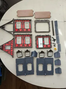 7785 Playmobil Red Medieval Framework House Knights