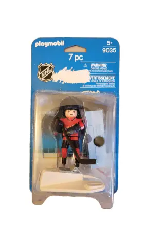 9035 Playmobil 9023 Nhl Hockey Player Figure Washington Capitals New In Dmgd Package
