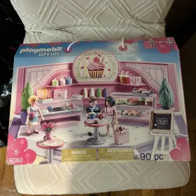 Playmobil 9080 City Life Cupcake Shop Ice Cream Bakery
