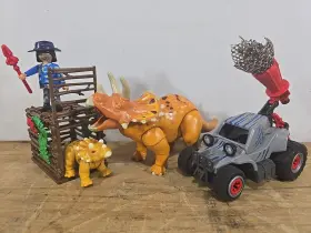 14-890 Playmobil 9434 The Explorers Enemy Quad With Triceratops And Baby