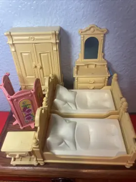 Playmobil Victorian Mansion Room 008789053213 Vintage 5321 Master Yellow Bedroom Set Pink Wall Divider Of 6