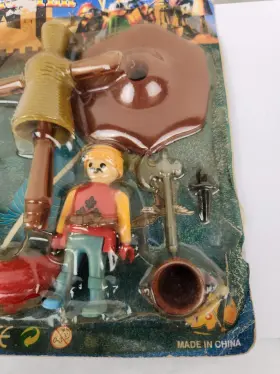 Toyland 203897060194 Playmobil Knockoff Empire Fighter Knight Training Dummy Weapons Vintage
