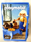 Playmobil 5076 Rijksmuseum Dutch Woman Table Bread Complete Box Used. Price: $19.57.