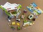 Playmobil 70900 Family Fun: Veterinary Practice The Zoo, Incomplete Used. Price: $31.50.