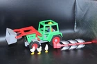 Vintage Playmobil 3718 Farm Tractor Loader Set Billy, Great Condition Used. Price: $32.00.