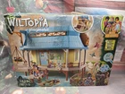 Playmobil 71007 Wiltopia - Animal Care Station Building Set Complete W/ Box Used. Price: $50.00.