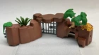 Playmobil Lion Habitat Gate Stone Wall For 4850 Largo Zoo Replacement Part Lot Used. Price: $24.99.