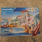 Playmobil 70279 Family Fun Port With Ice Cream Vendor New. Price: $89.99.