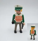 Playmobil (K2177) - Female Policewoman Road Traffic Control 3905 Occasion. Price: $5.22.